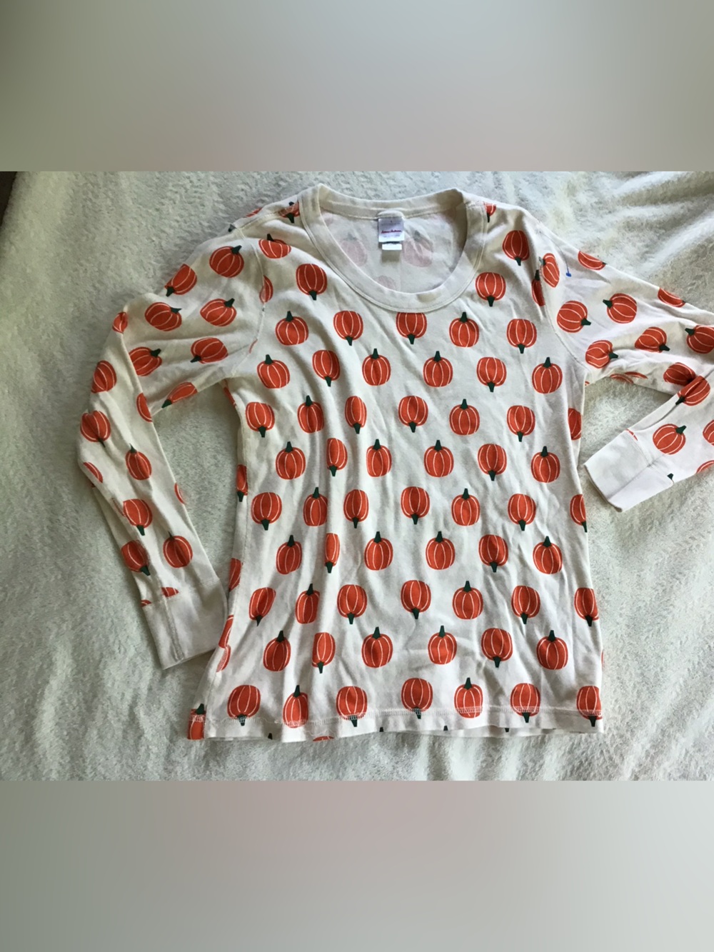 Hanna Andersson Cream Top with Pumpkin Accent Fall | Large - Picture 3 of 6